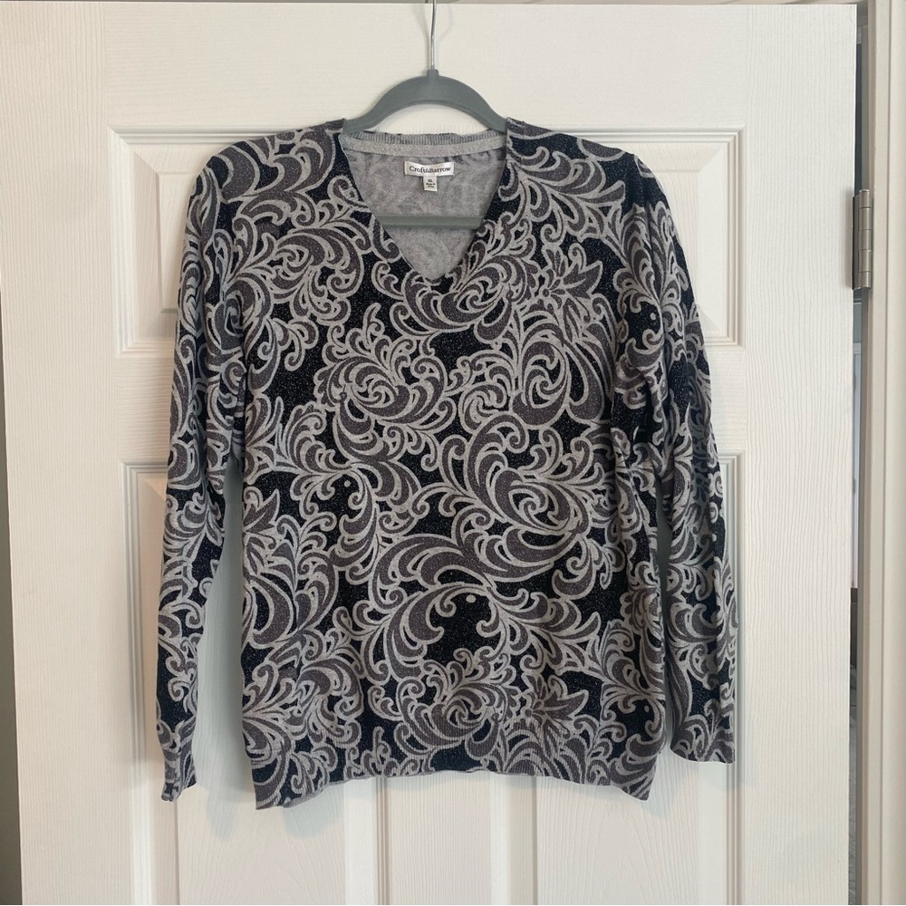 Croft & Barrow Black and Silver/Gray Paisley Sweater
